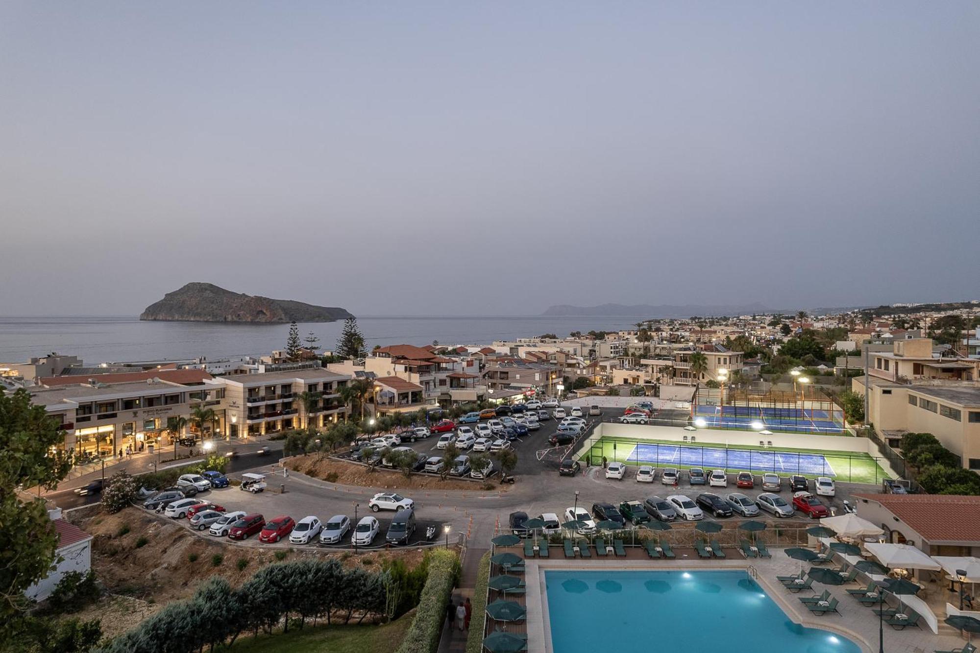 Porto Platanias Village Resort Exterior photo