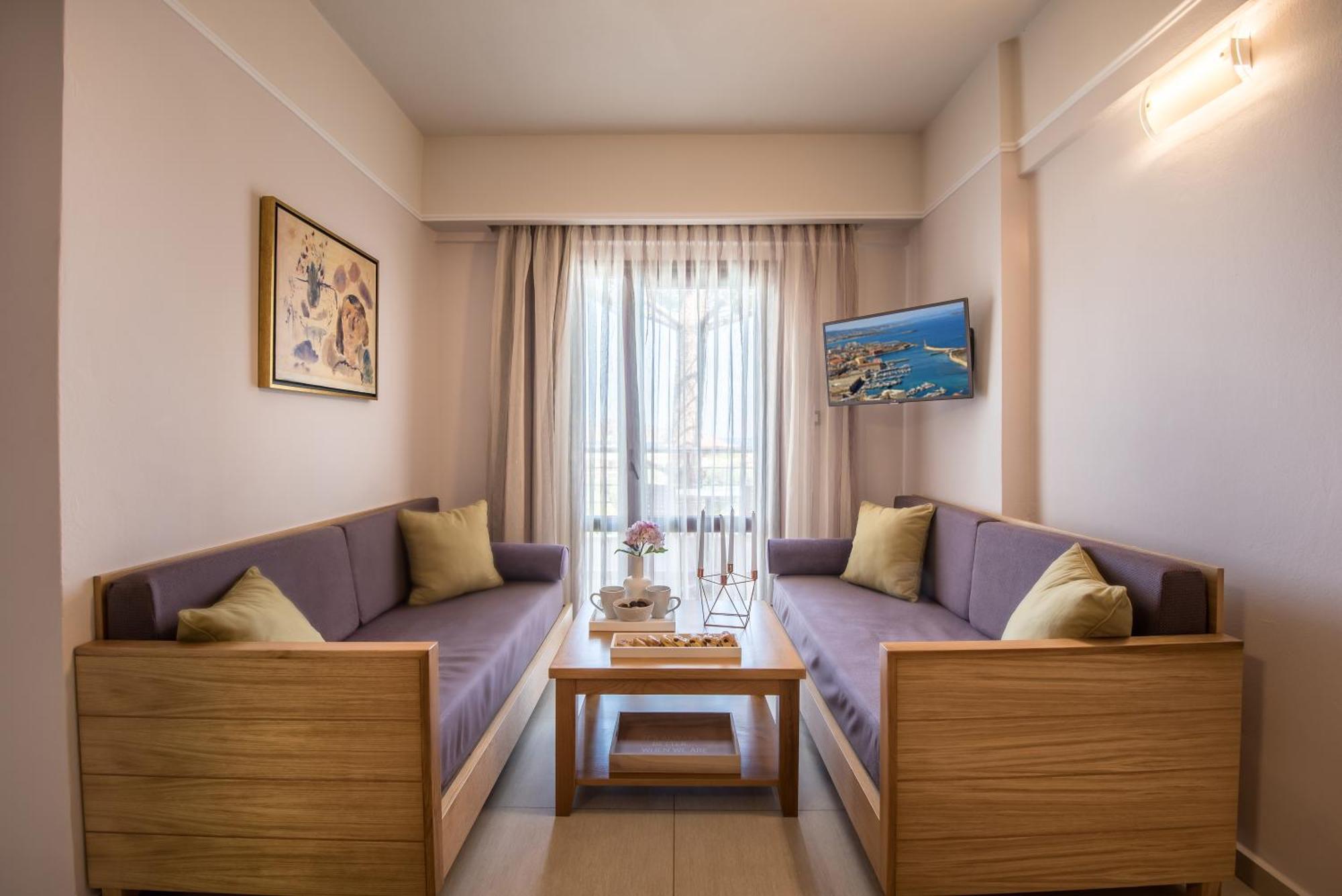 Porto Platanias Village Resort Room photo