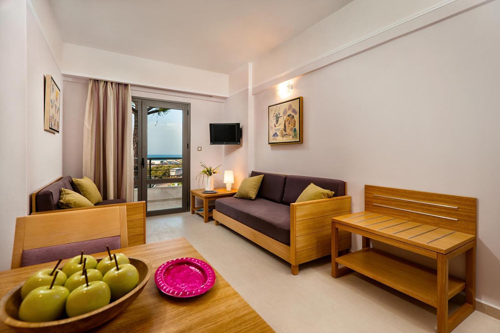 Porto Platanias Village Resort Room photo